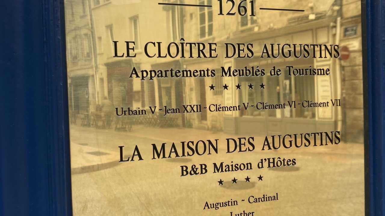 Photo of Outdoor in Avignon City Centre