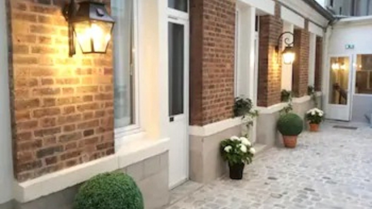 Photo of Outdoor in Chantiers