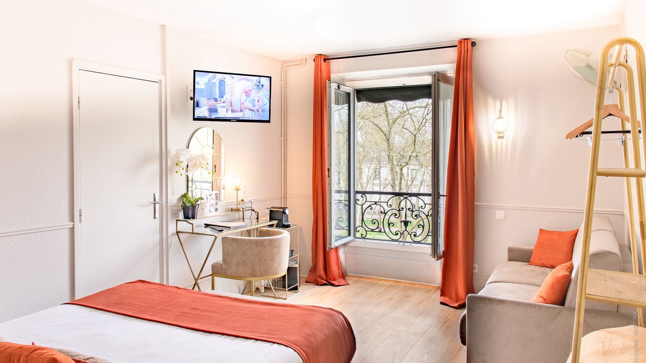 Photo of Bedroom in Chantiers