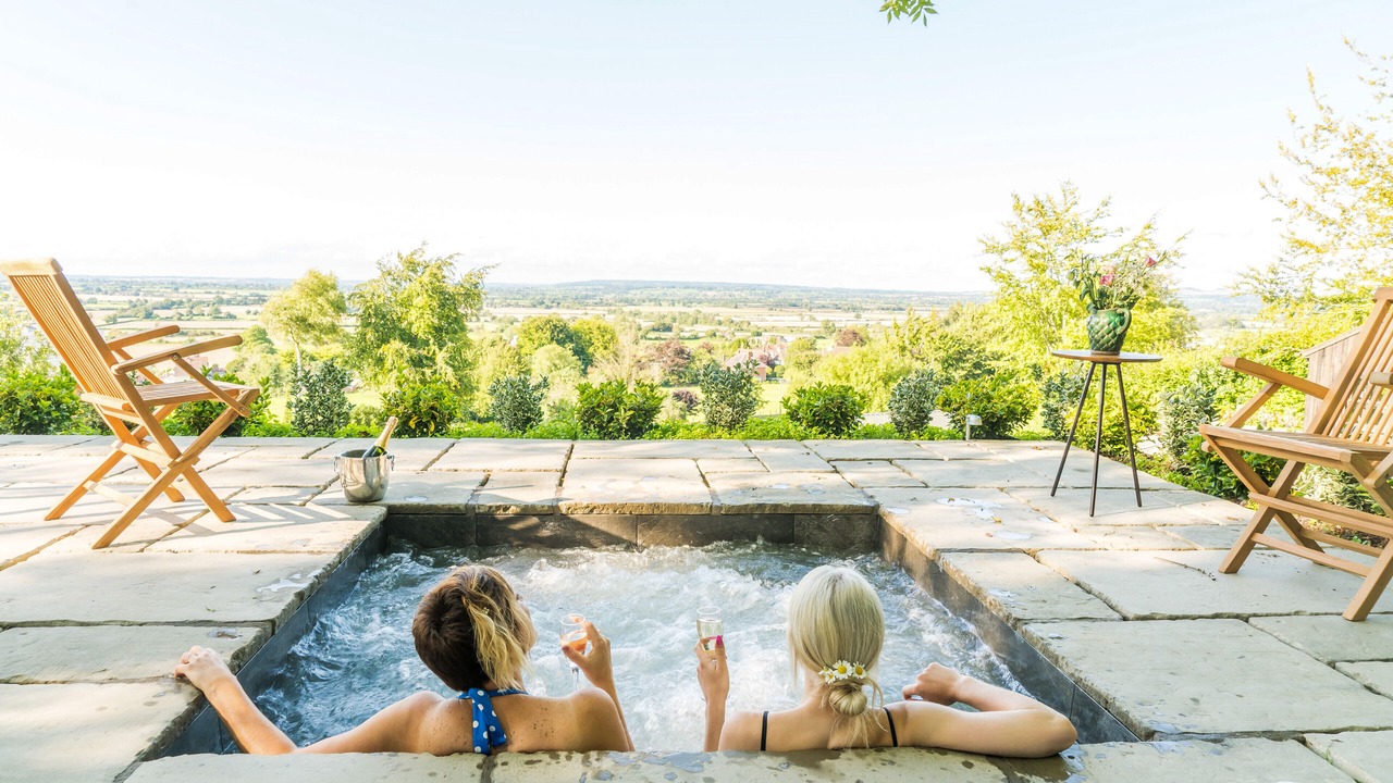 Photo of Outdoor in Edington