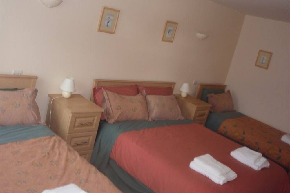 Photo of Bedroom in Barns Green