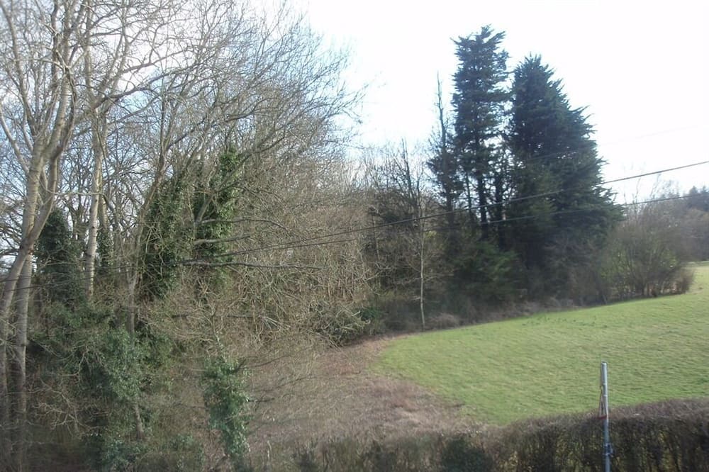 Photo of Outdoor in Barns Green