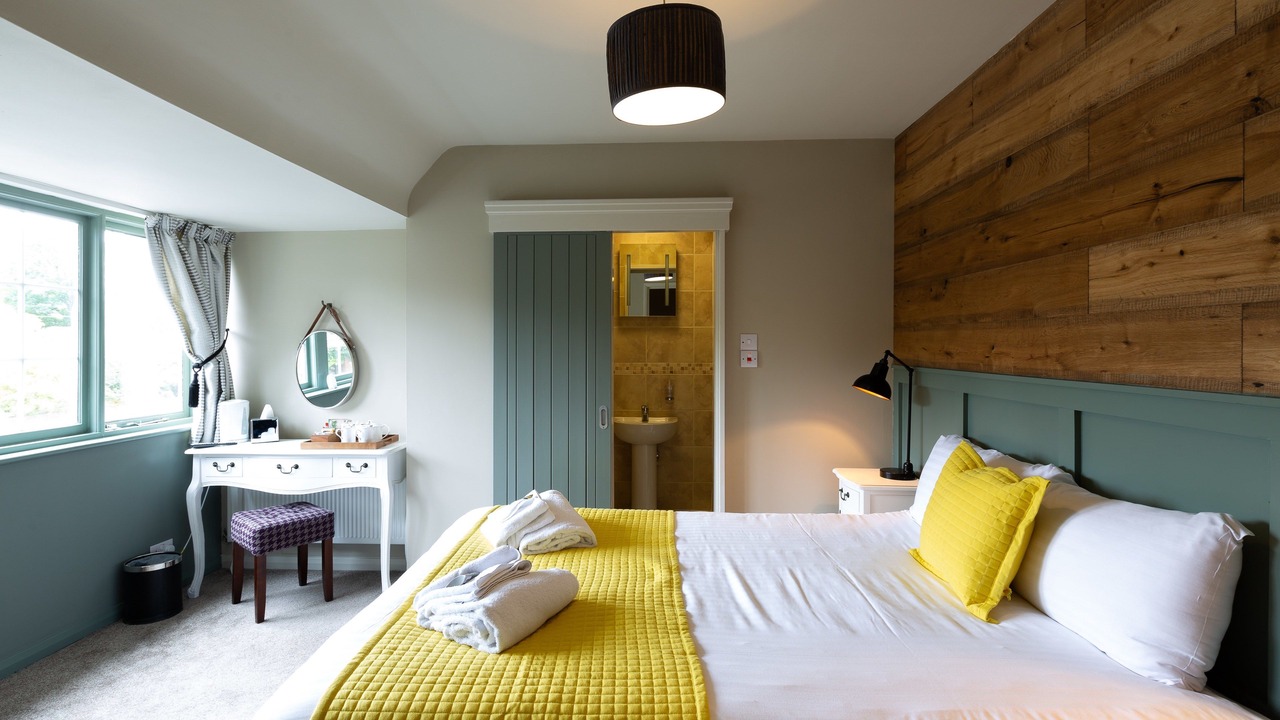 Photo of Bedroom in South Warnborough