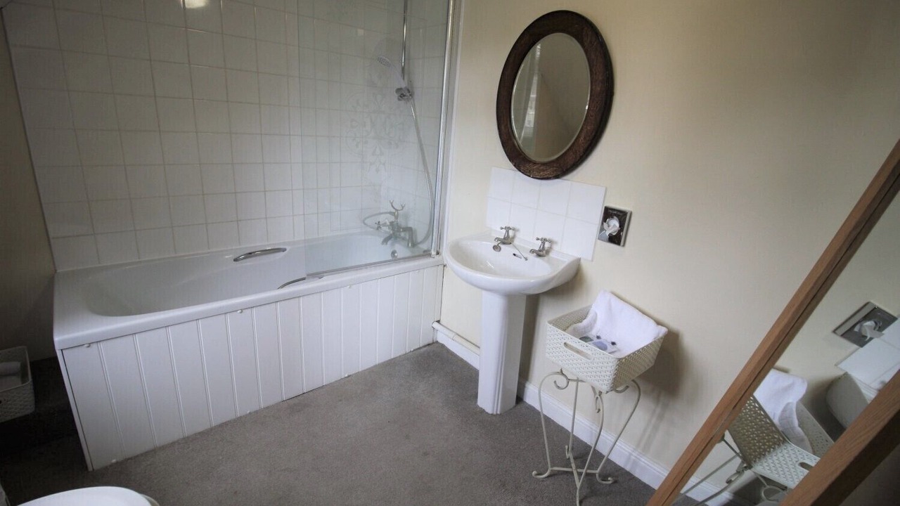 Photo of Bathroom in Burghclere