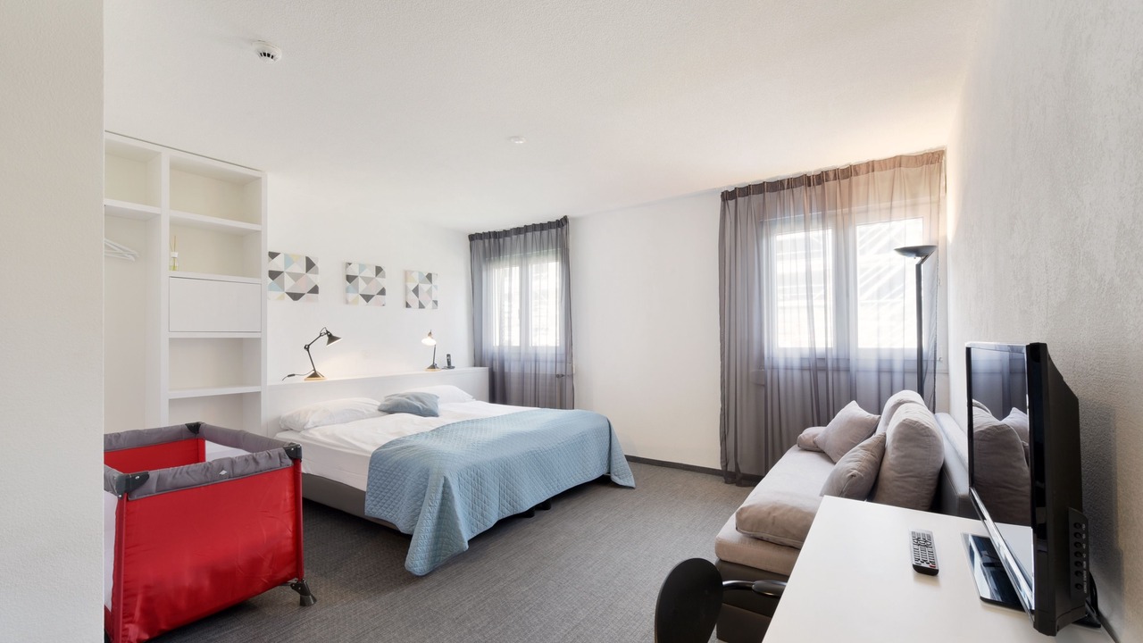 Photo of Bedroom in Orbe