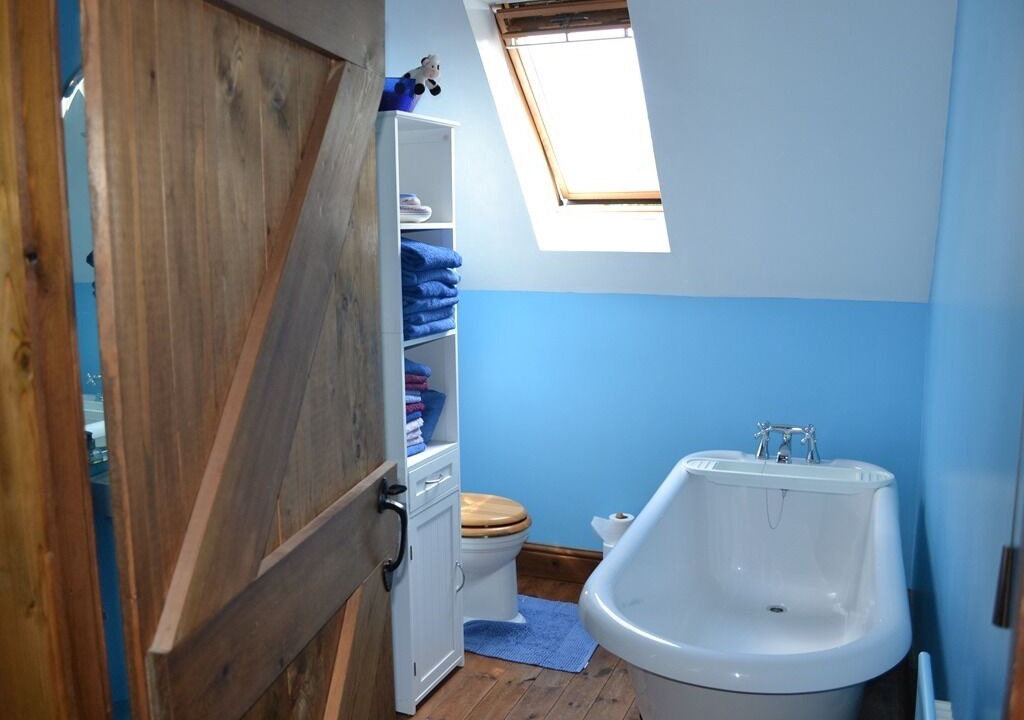 Photo of Bathroom in Birch