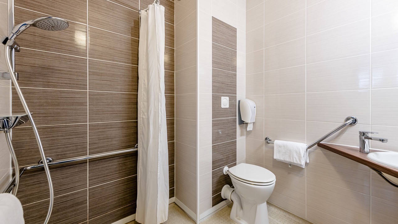 Photo of Bathroom in Gradignan