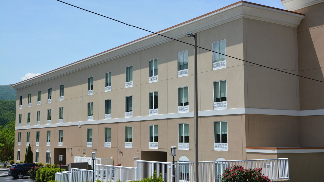 Photo of Outdoor in Caryville
