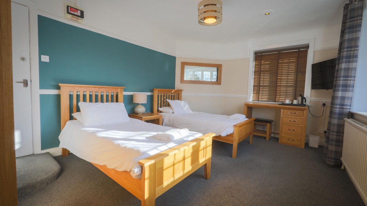 Photo of Bedroom in Lingfield