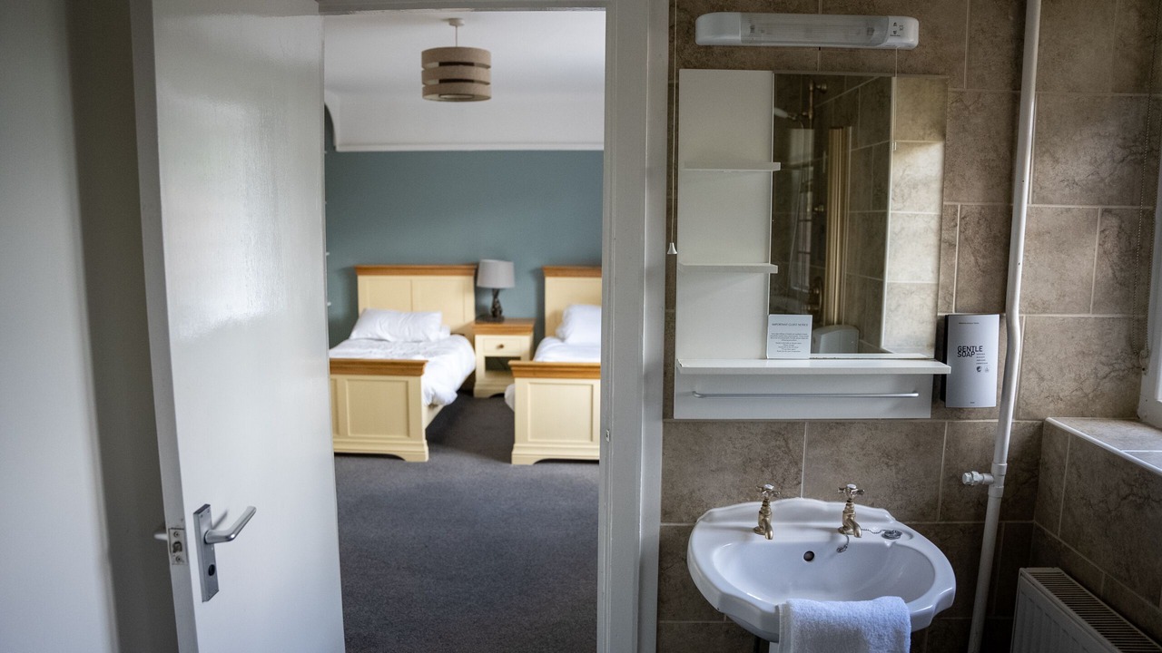 Photo of Bathroom in Lingfield