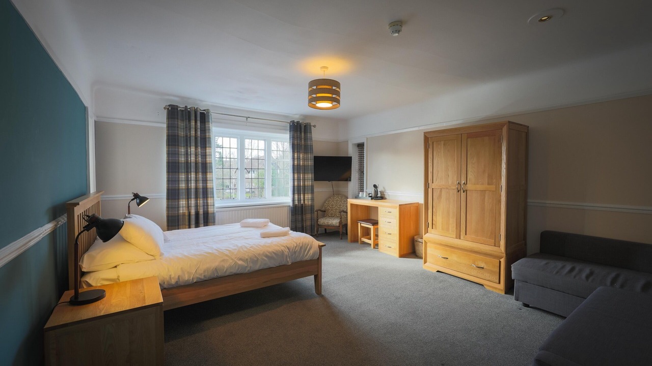 Photo of Others in Lingfield