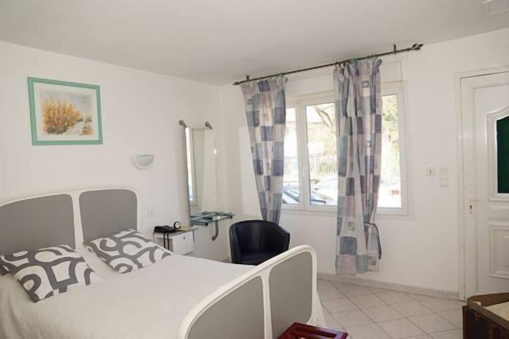 Photo of Bedroom in Caussade