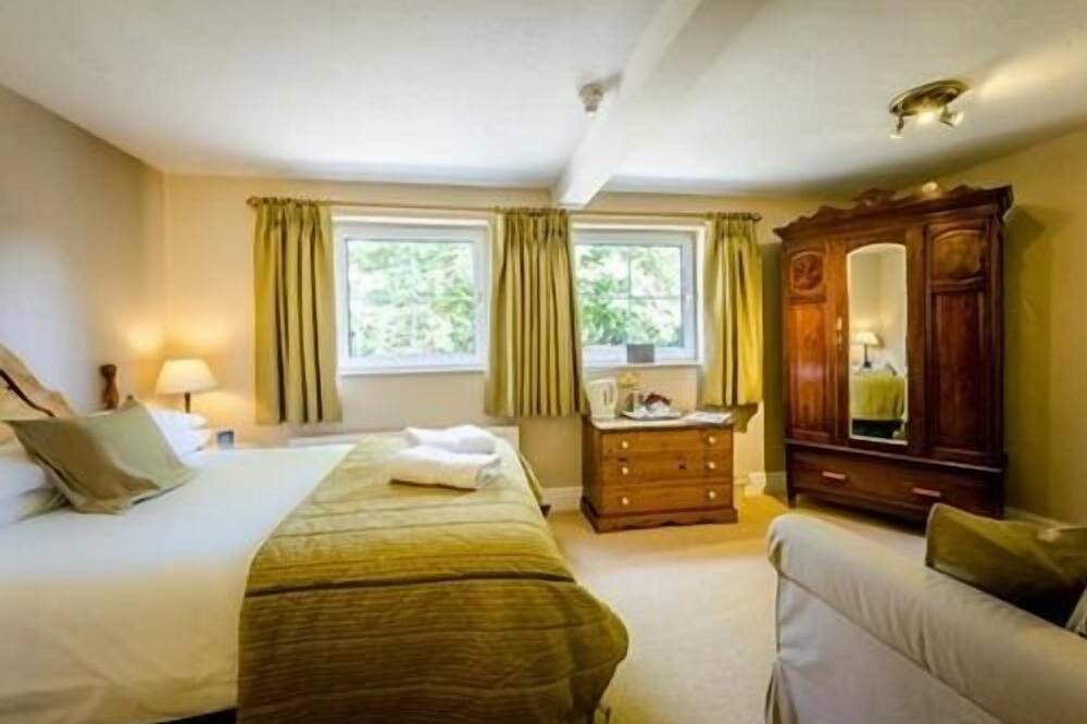 Photo of Bedroom in Grange Moor