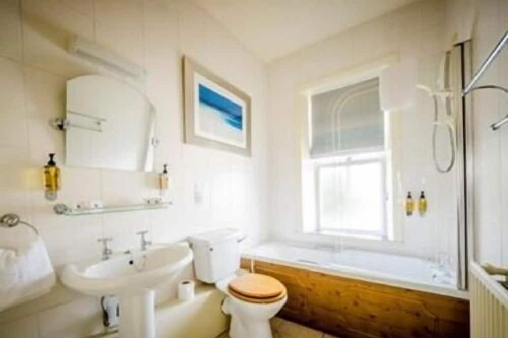 Photo of Bathroom in Grange Moor