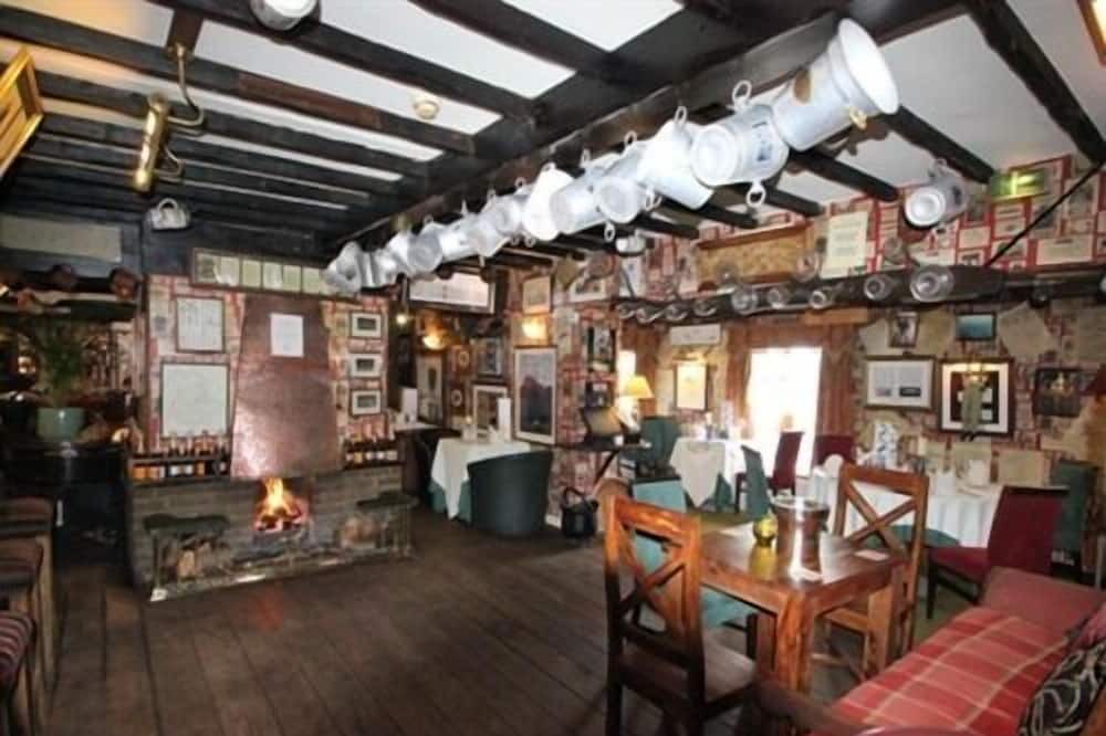 Photo of Others in Grange Moor