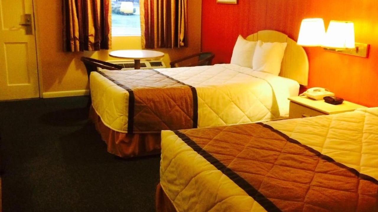 Photo of Others in Calhoun