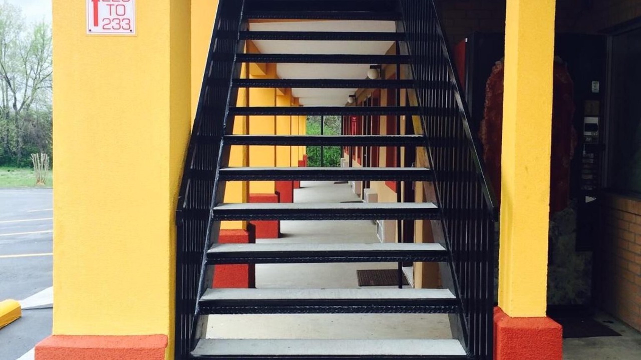 Photo of Others in Calhoun