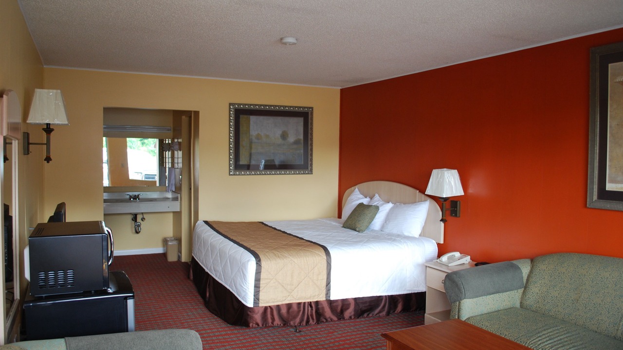 Photo of Bedroom in Calhoun