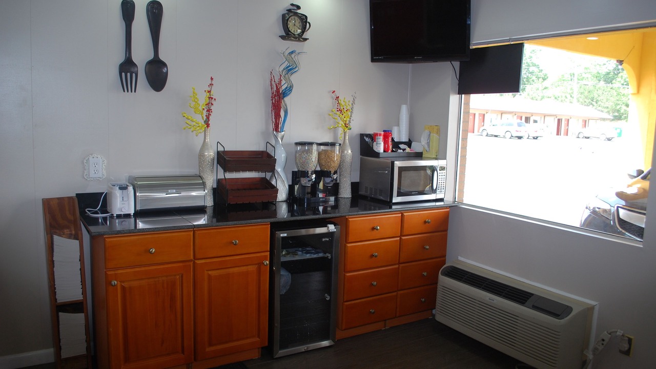 Photo of Others in Calhoun