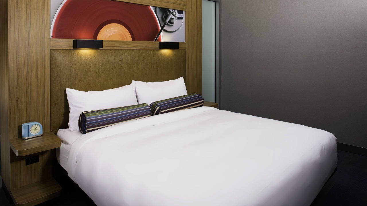 Photo of Bedroom in Downtown Cleveland