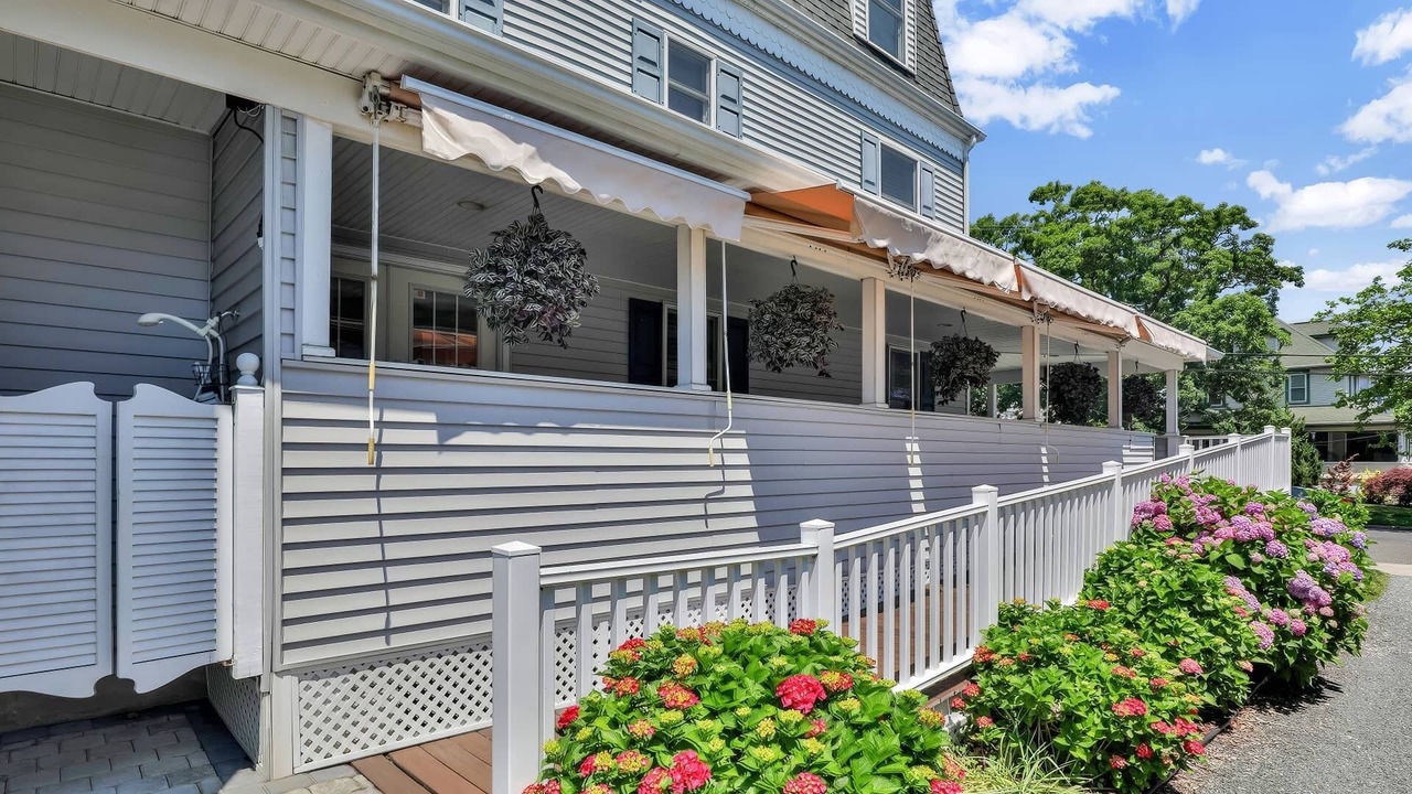 Photo of Outdoor in Wall