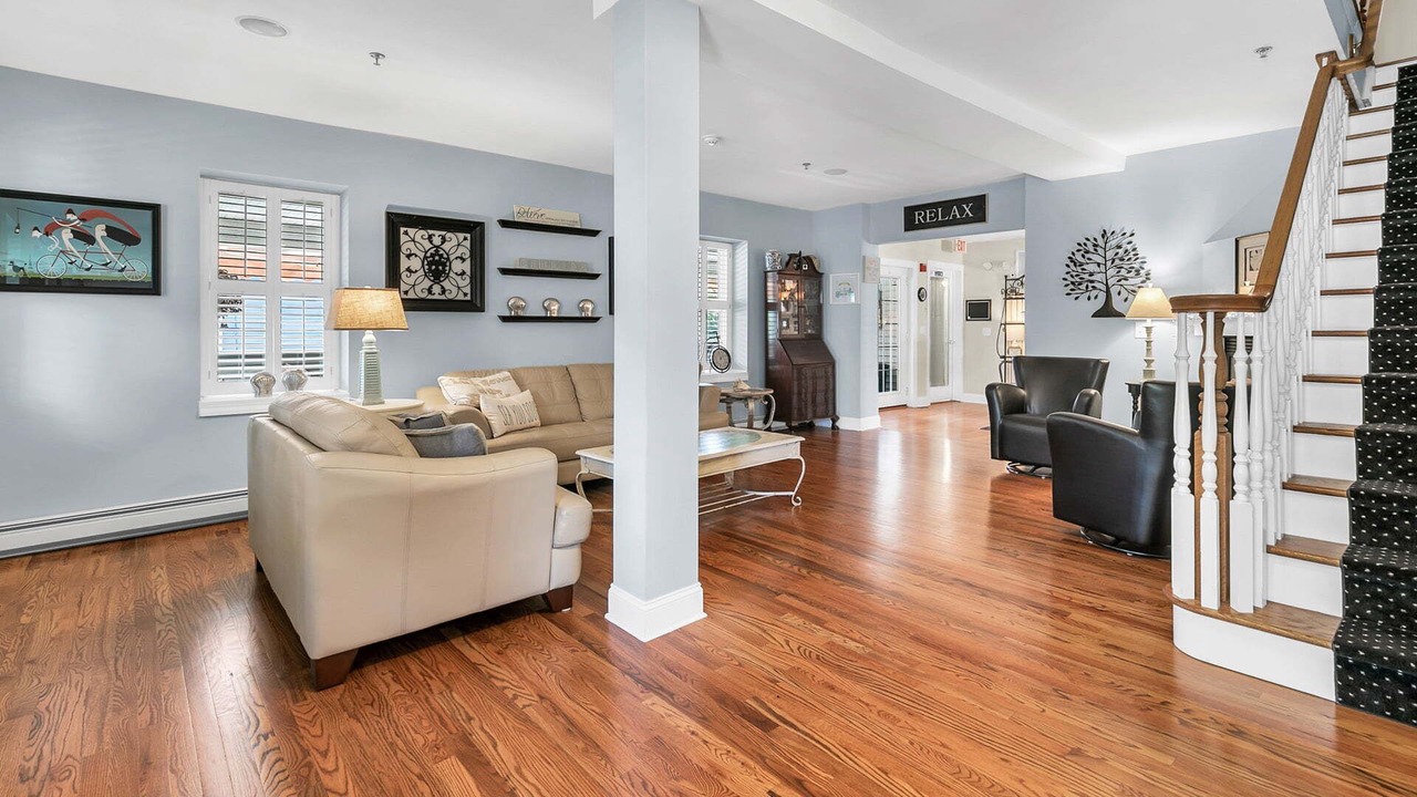 Photo of Others in Wall