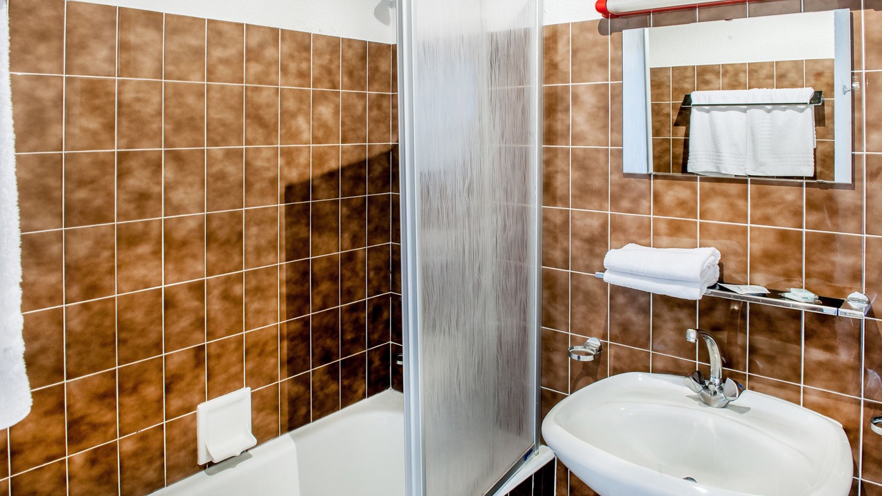Photo of Bathroom in Arrayou-Lahitte