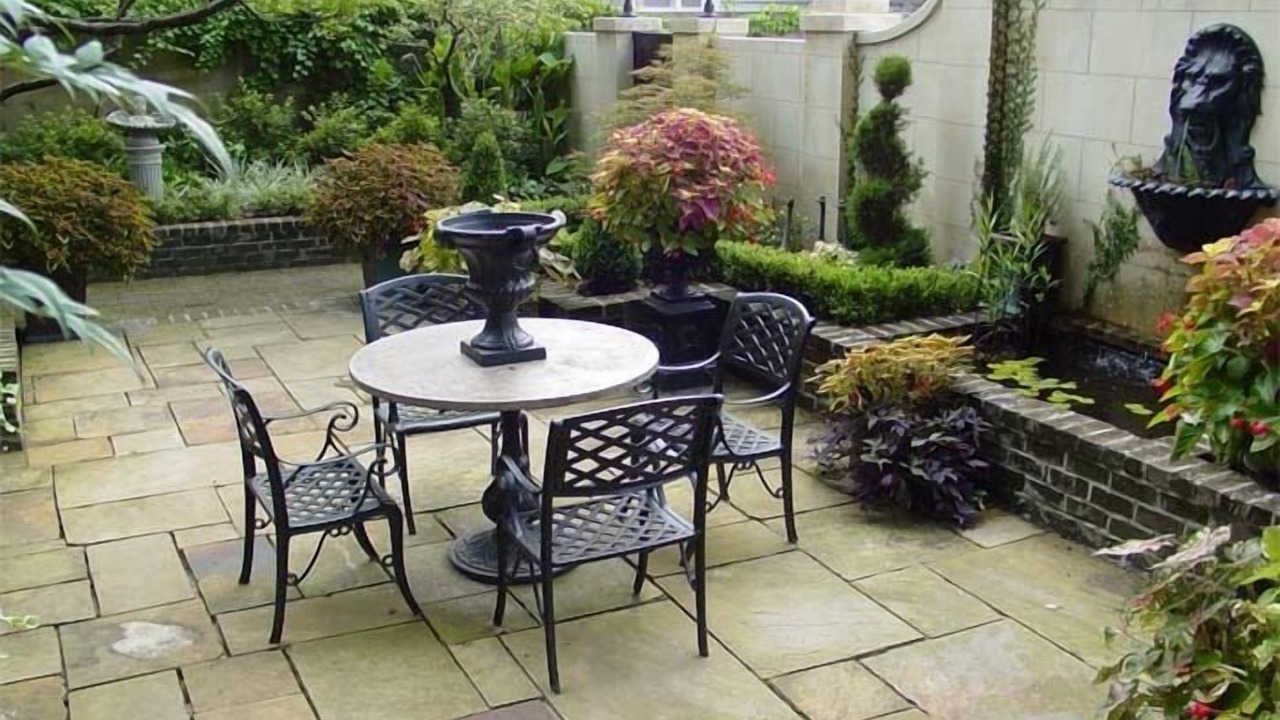 Photo of Patio Balcony in Historic Downtown Savannah