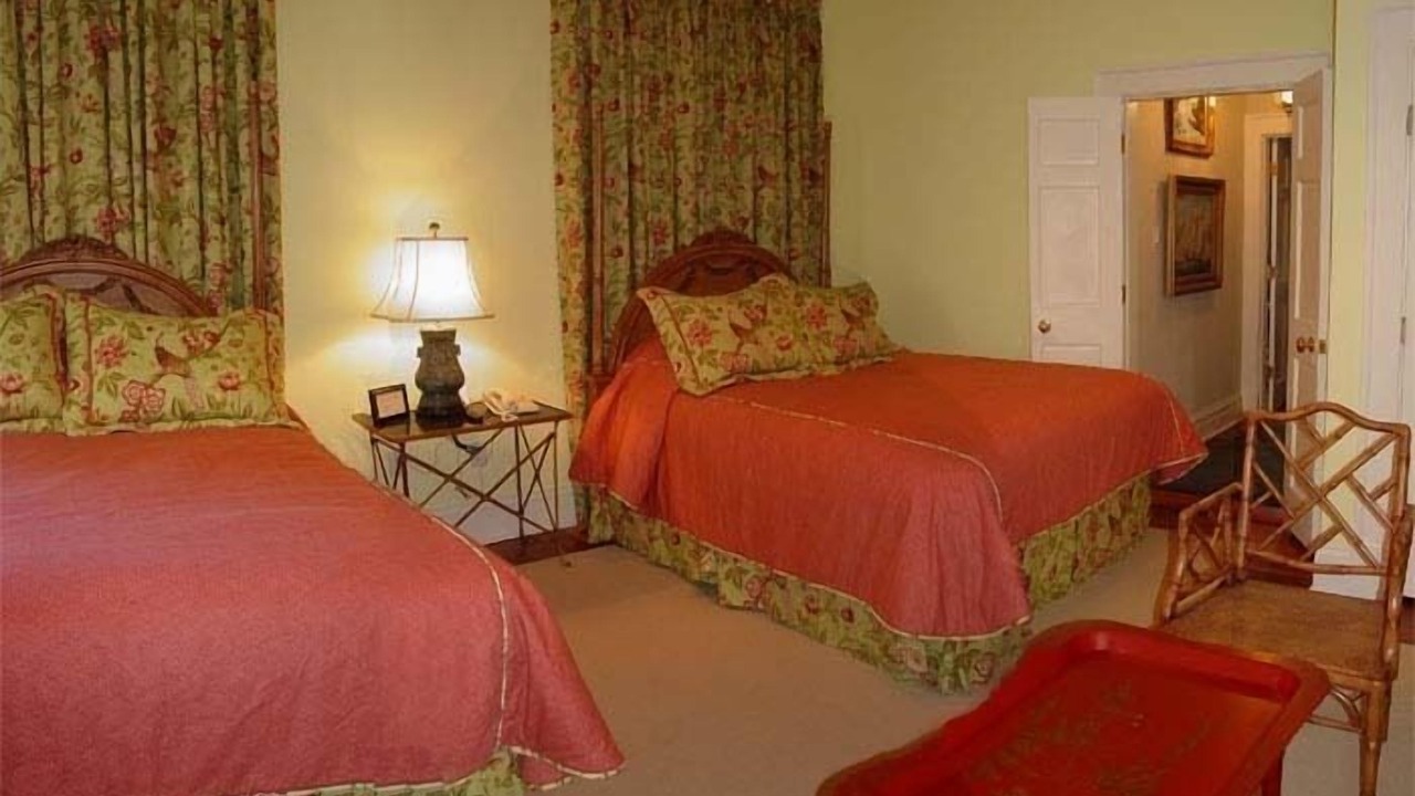 Photo of Others in Historic Downtown Savannah