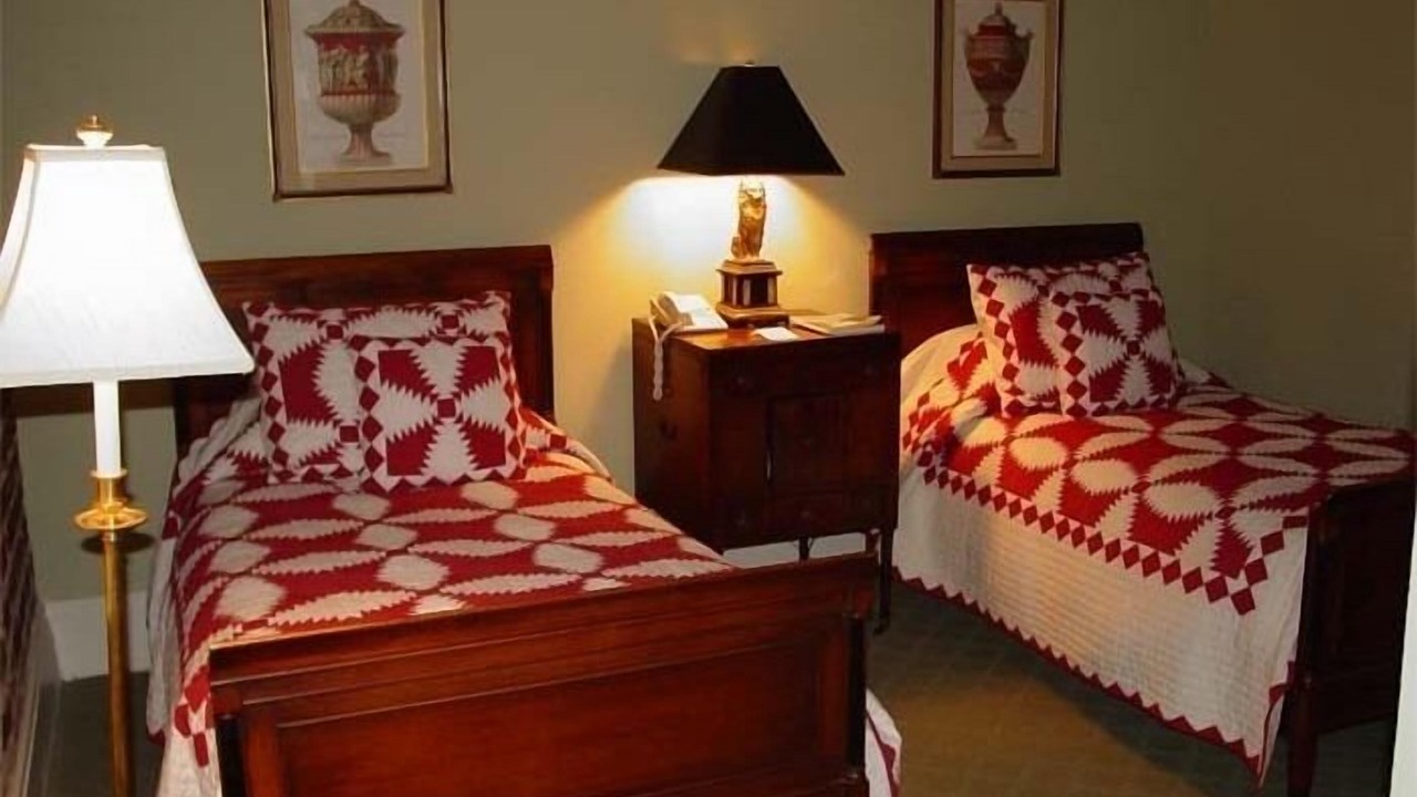 Photo of Bedroom in Historic Downtown Savannah