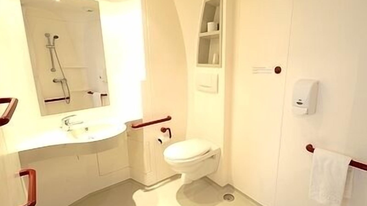 Photo of Others in Chartronges