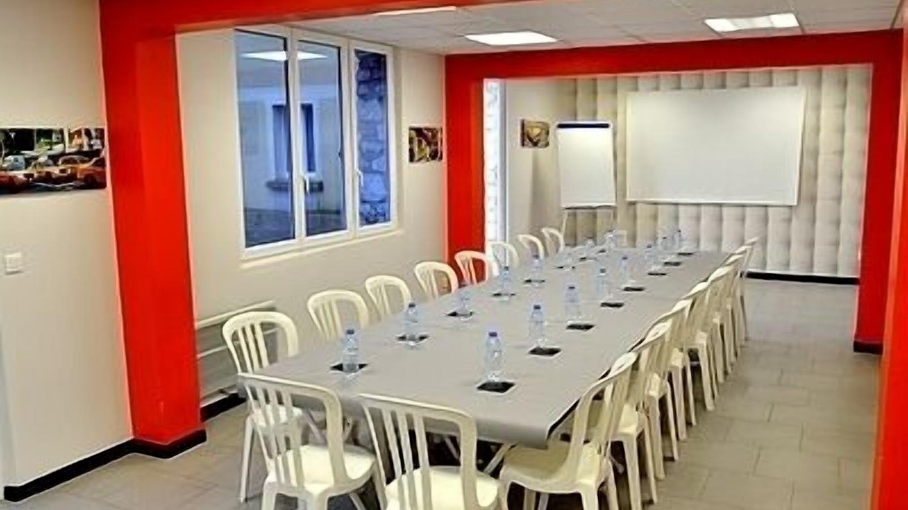 Photo of Others in Chartronges