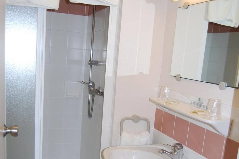 Photo of Bathroom in Rocamadour