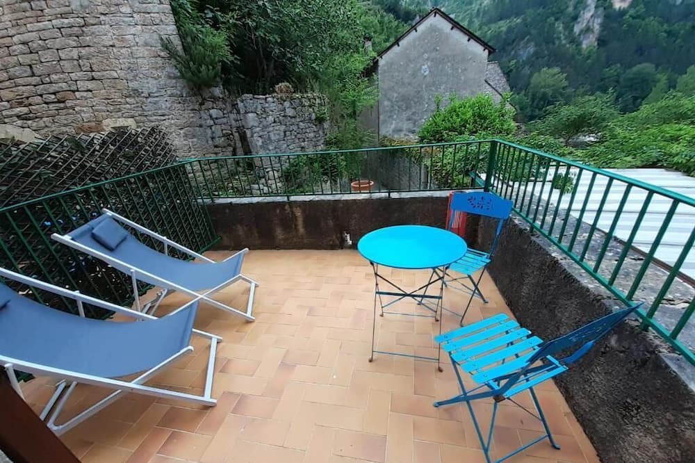 Photo of Patio Balcony in Saint-Chely-du-Tarn