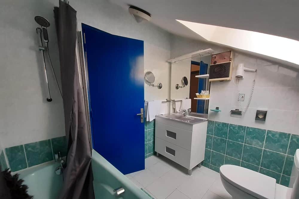 Photo of Bathroom in Saint-Chely-du-Tarn