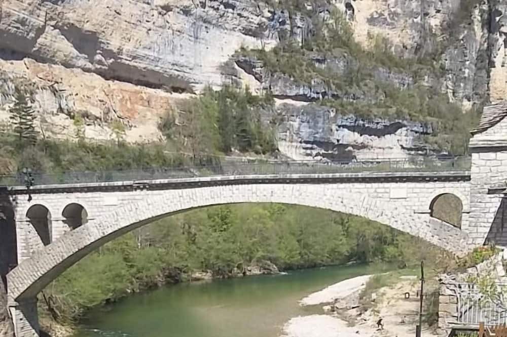 Photo of Outdoor in Saint-Chely-du-Tarn