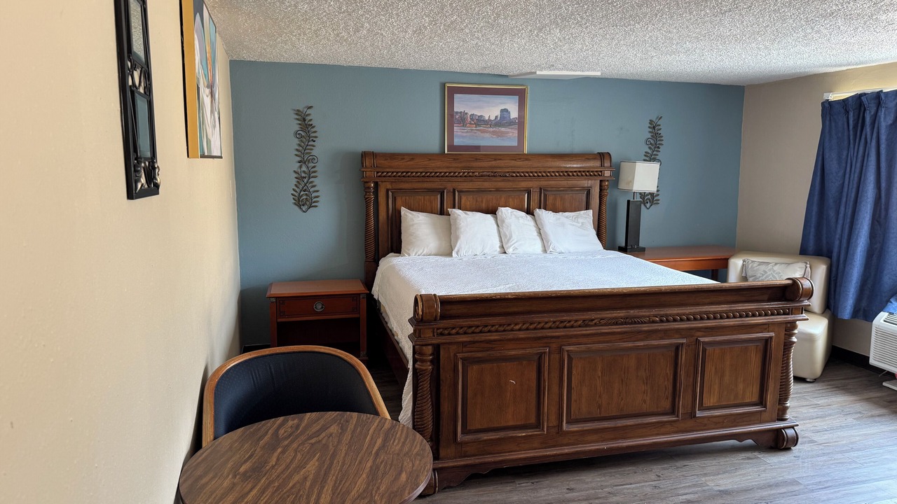 Photo of Bedroom in Nephi
