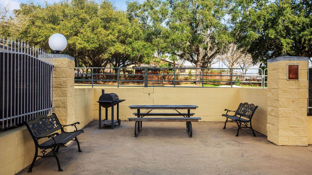 Photo of Outdoor in Beeville