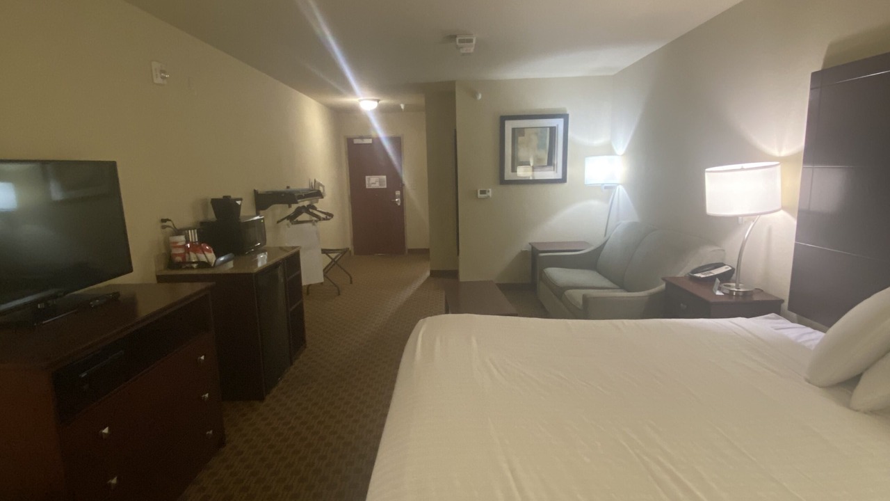 Photo of Bedroom in Broken Bow