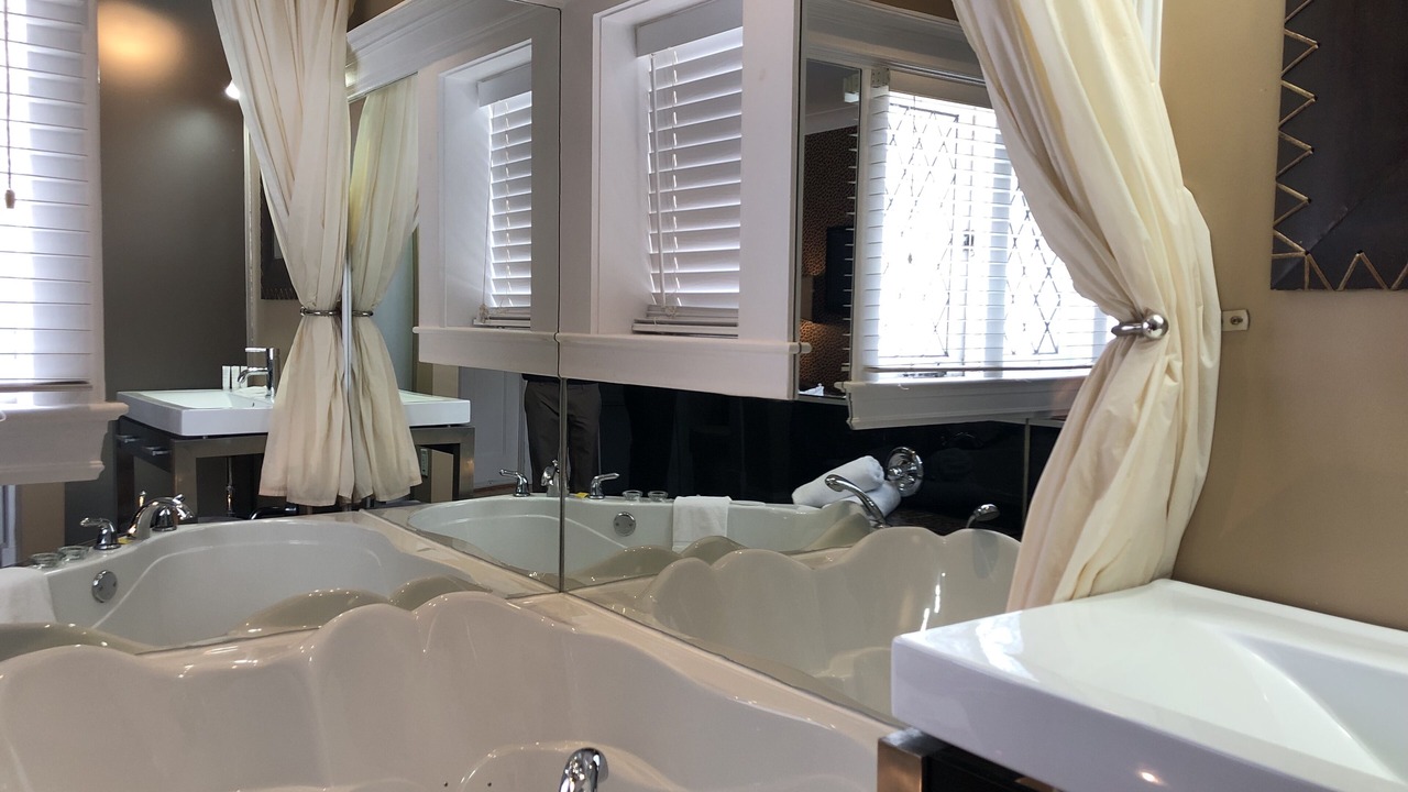 Photo of Bathroom in Waterford Valley