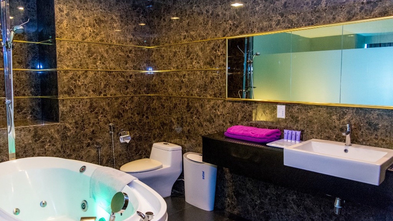 Photo of Bathroom in Taman Wah Keong