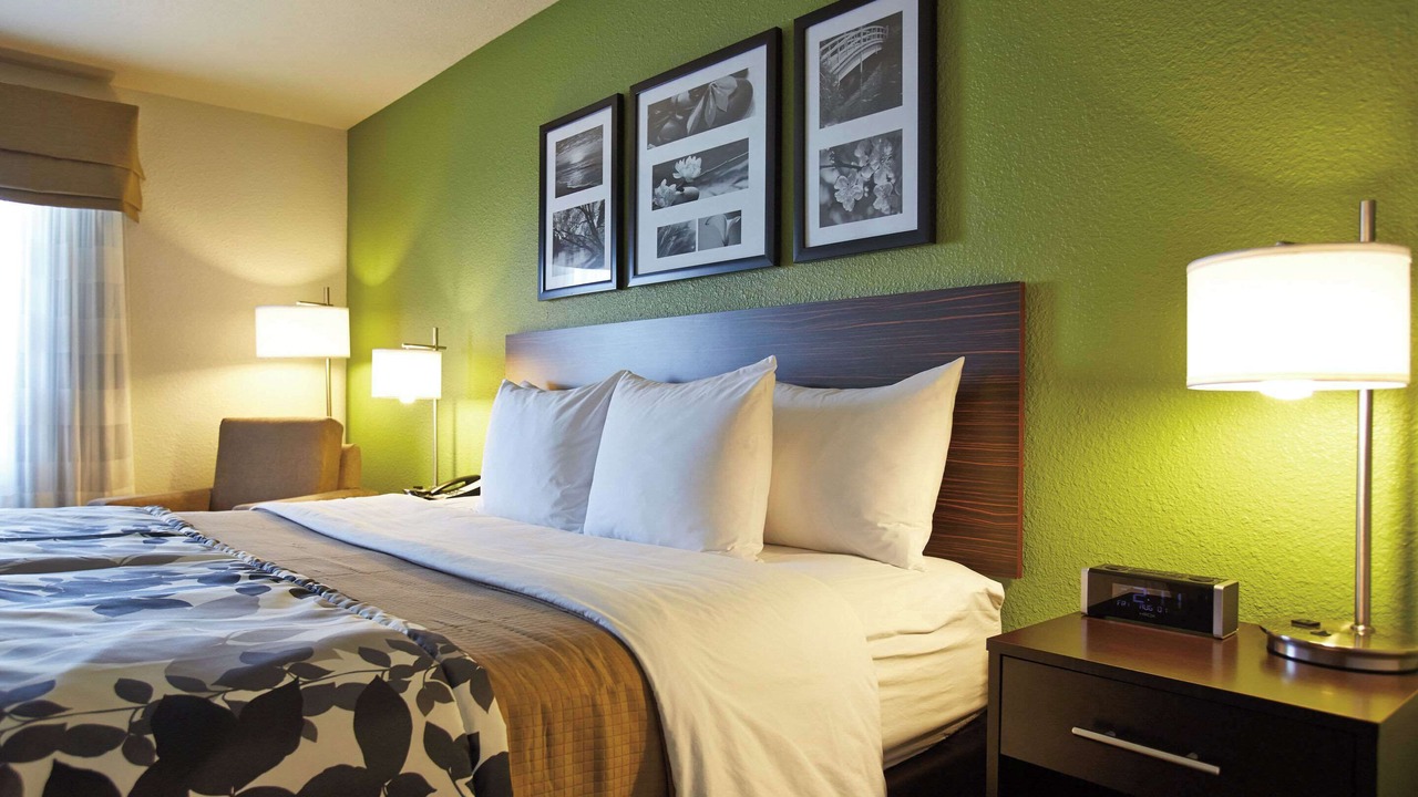 Photo of Bedroom in Emerald Park