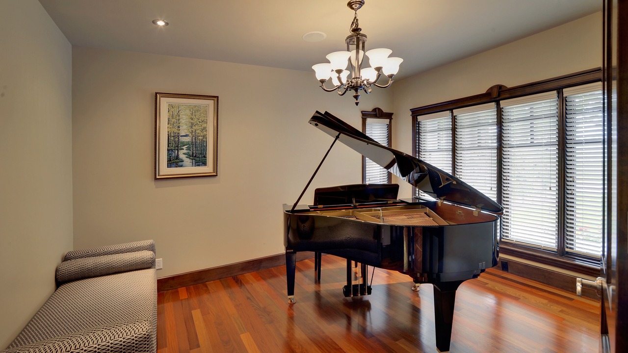 Photo of Others in Kensington