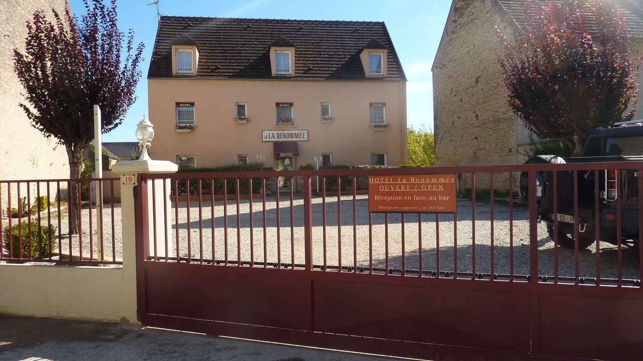 Photo of Outdoor in Saint-Pere