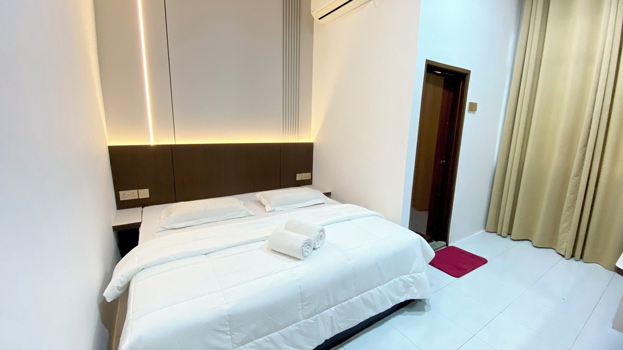 Photo of Bedroom in Kampung Nail