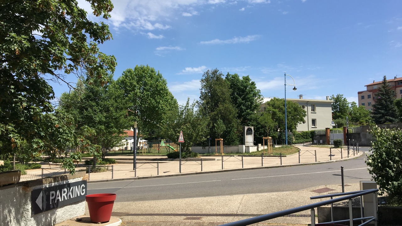 Photo of Outdoor in Sathonay-Camp