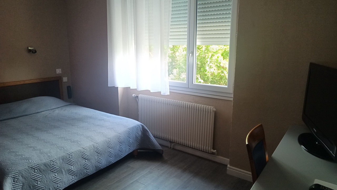 Photo of Bedroom in Sathonay-Camp