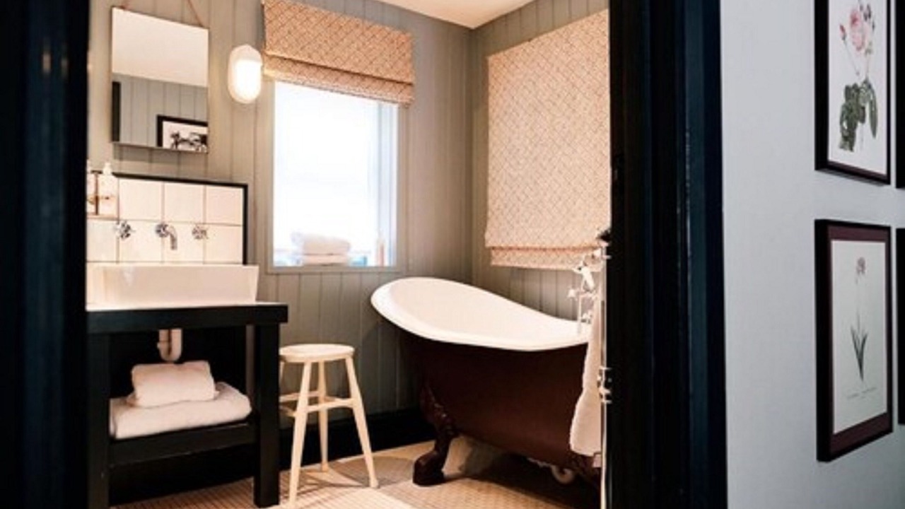 Photo of Bathroom in Churt