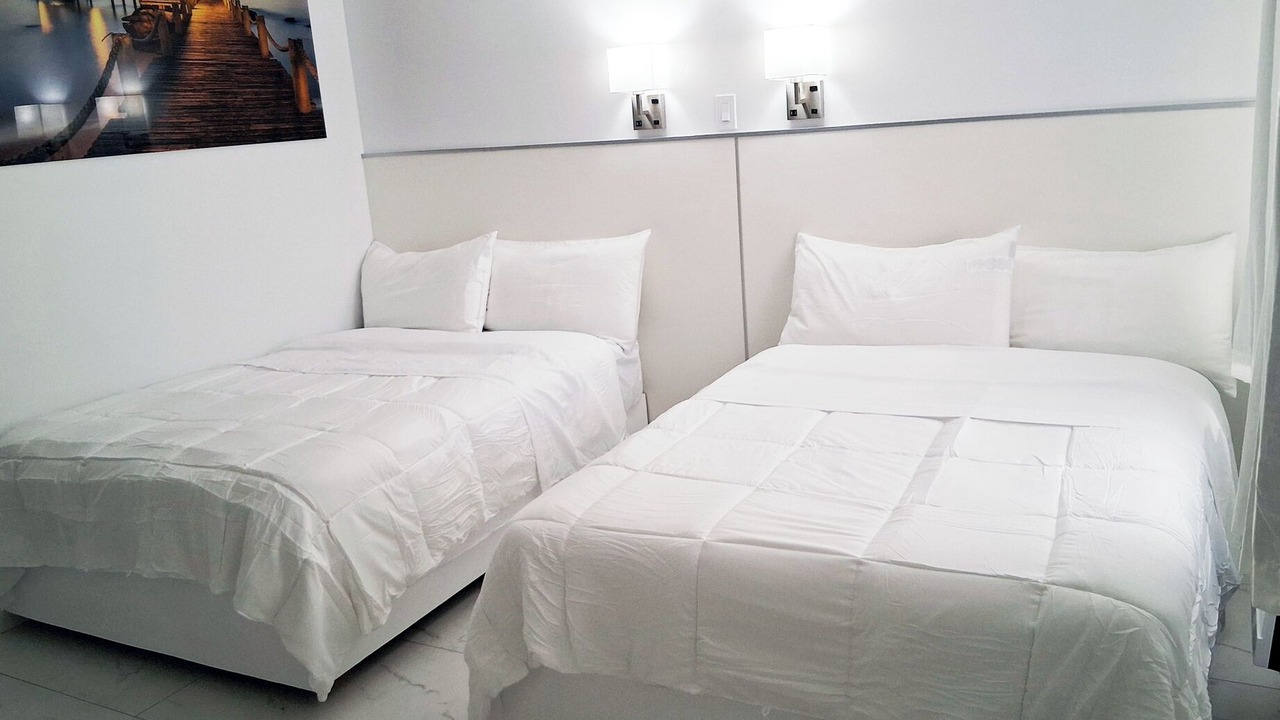 Photo of Bedroom in Lake Worth