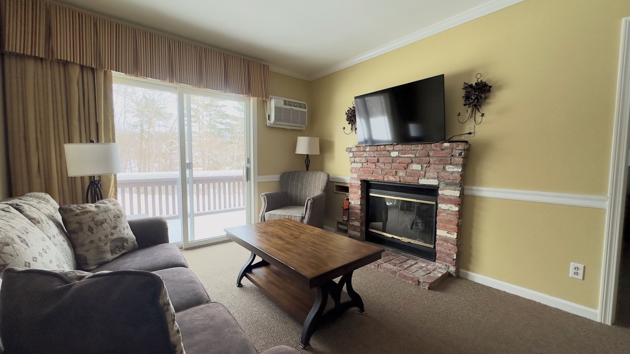 Photo of Livingroom in Manchester Center